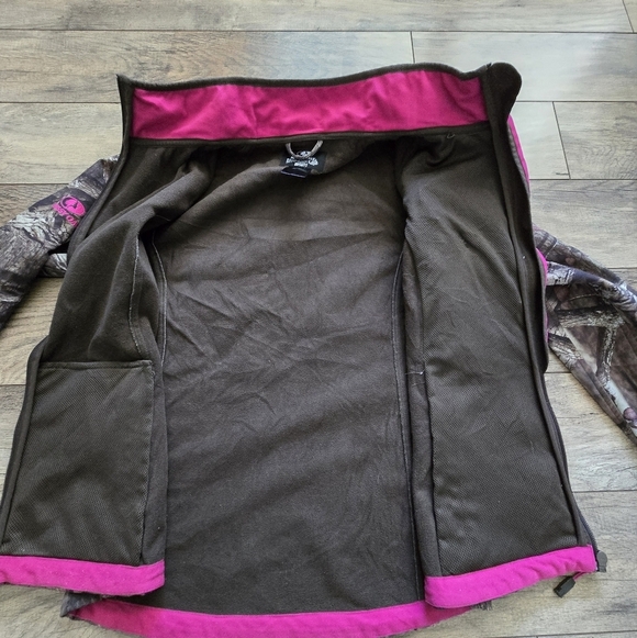 Mossy Oak Break Up Infinity Women's Camouflage Jacket - Picture 10 of 14